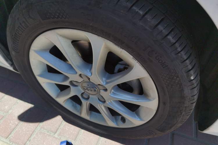 Used Audi A3 2016 Sportback 35 TFSI Ambition Right Front Wheel Hub