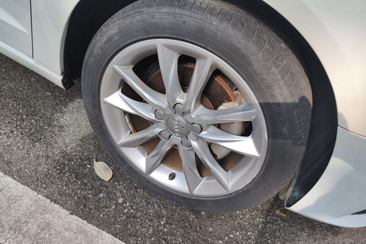 Used Audi A3 2016 Sportback 35 TFSI Style Edition Right Front Wheel Hub