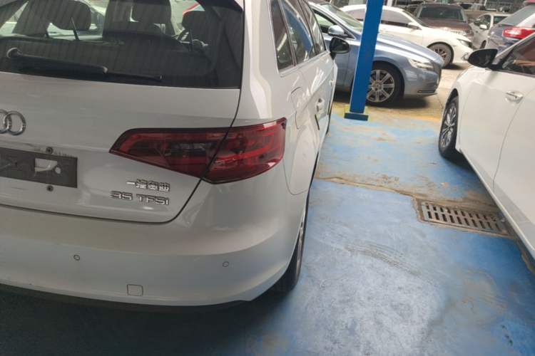 Used Audi A3 2016 Sportback 35 TFSI Ambition Right Rear Taillight
