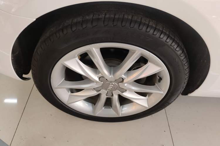 Used Audi A3 2016 Sportback 35 TFSI Style Edition Right Rear Wheel Hub