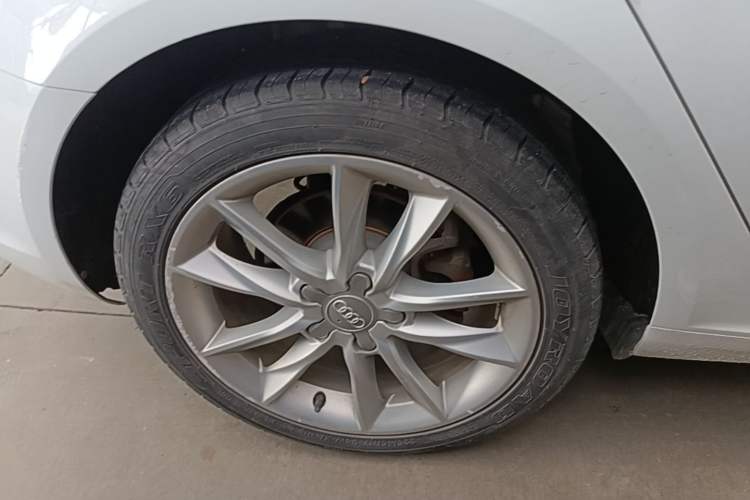 Used Audi A3 2016 Sportback 35 TFSI Style Edition Right Rear Wheel Hub