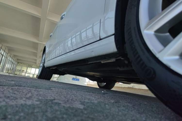 Used Audi A3 2016 Limousine 35 TFSI Style Edition Right Side Sill