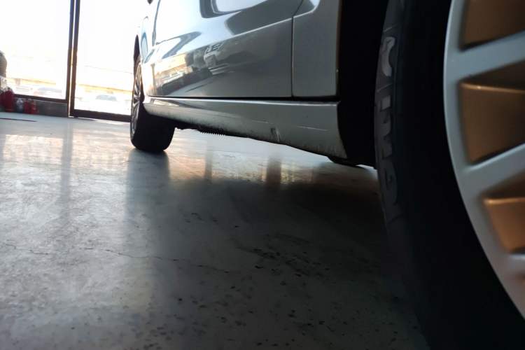Used Audi A3 2016 Limousine 35 TFSI Prestige Edition Right Side Sill