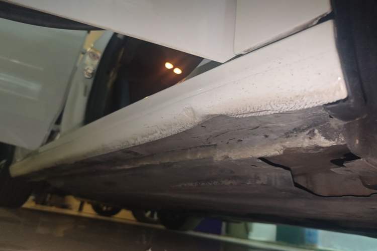 Used Audi A3 2016 Limousine 35 TFSI Ambition Edition Right Side Sill