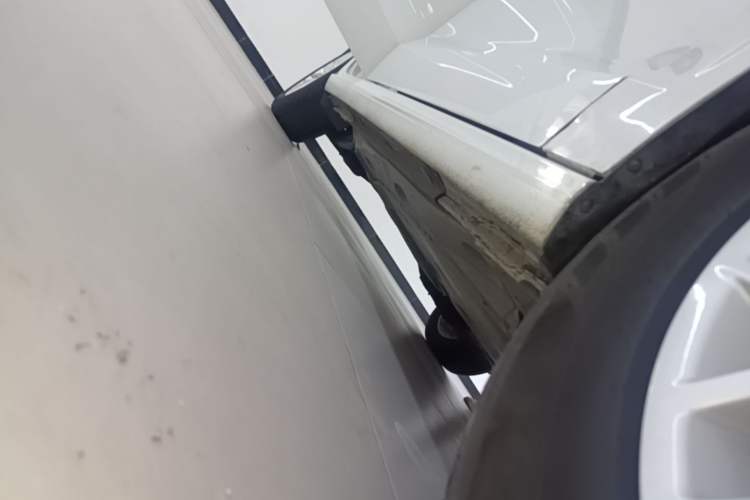 Used Audi A3 2016 Limousine 35 TFSI Ambition Edition Right Side Sill