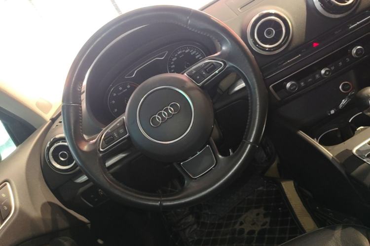 Used Audi A3 2016 Sportback 40 TFSI Style Edition Steering Wheel
