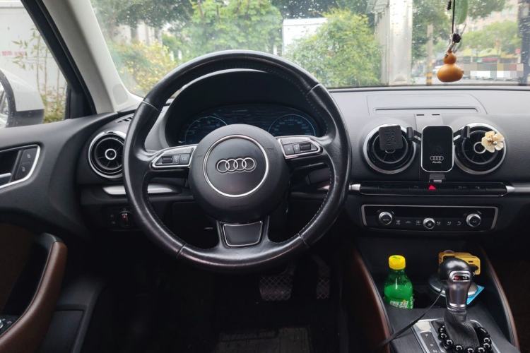 Used Audi A3 2016 Sportback 35 TFSI Style Edition Steering Wheel
