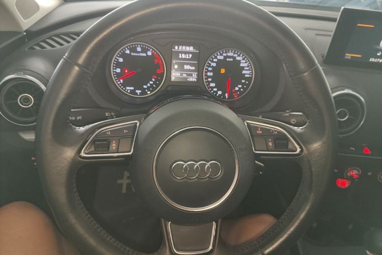 Used Audi A3 2016 Limousine 35 TFSI Prestige Edition Steering Wheel