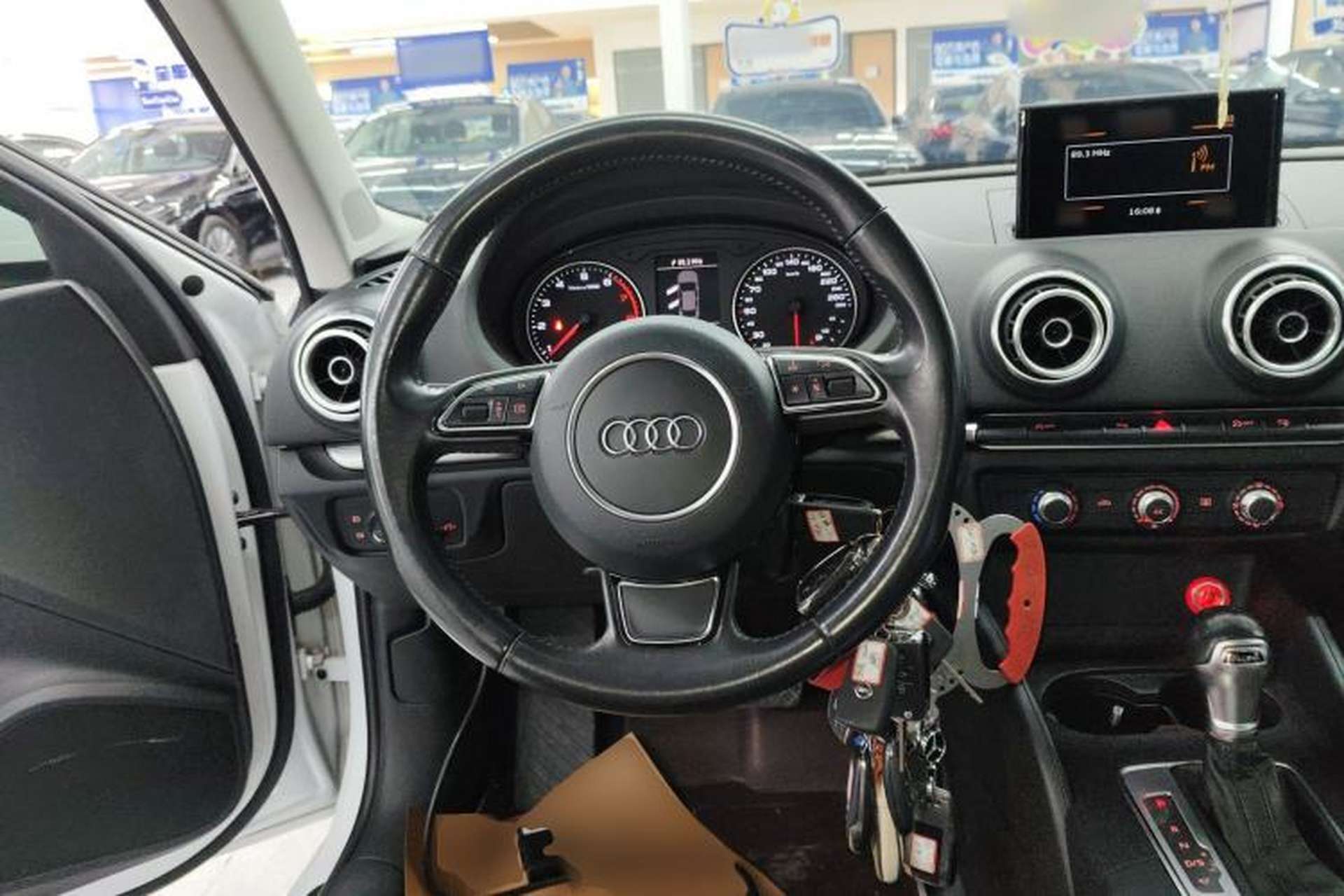 Used Audi A3 2016 Limousine 35 TFSI Prestige Edition Steering Wheel