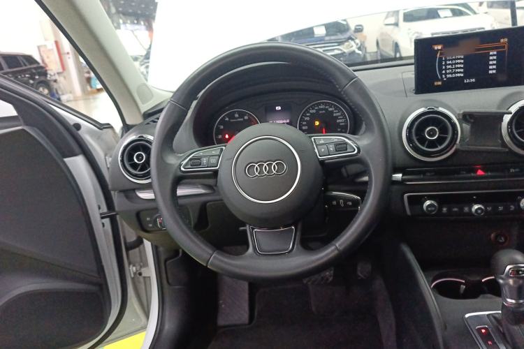 Used Audi A3 2016 Sportback 35 TFSI Style Edition Steering Wheel