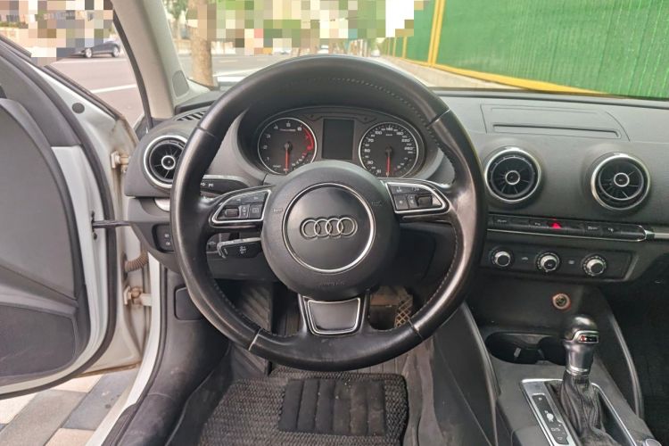 Used Audi A3 2016 Limousine 35 TFSI Prestige Edition Steering Wheel