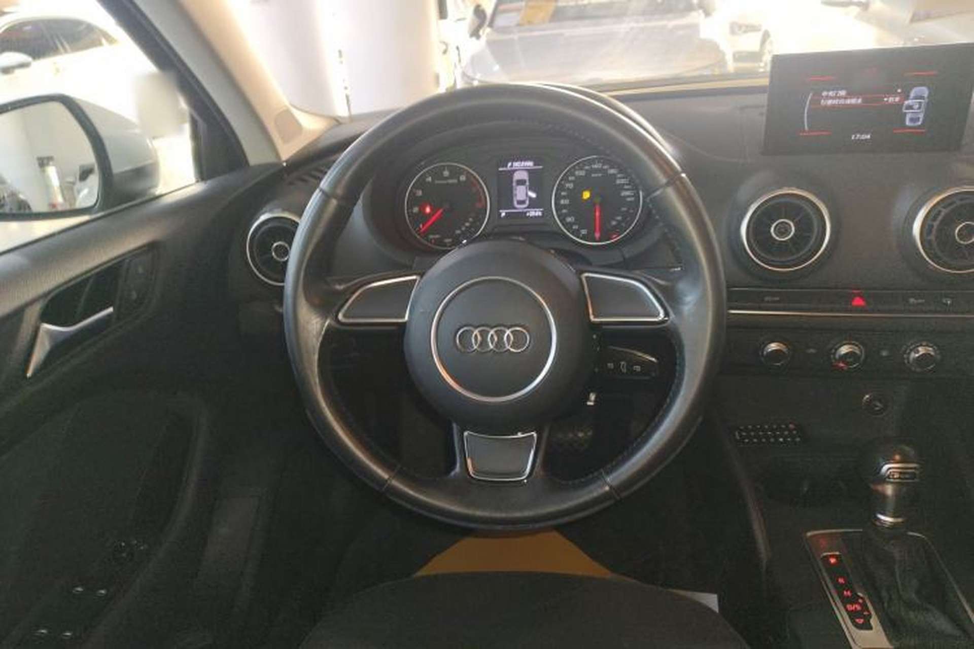 Used Audi A3 2016 Limousine 35 TFSI Ambition Edition Steering Wheel