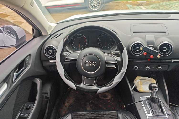 Used Audi A3 2016 Sportback 35 TFSI Ambition Edition Steering Wheel