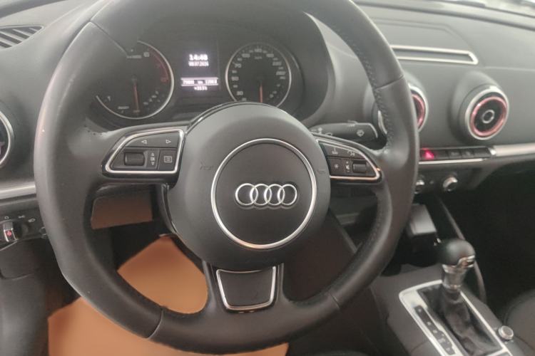Used Audi A3 2016 Limousine 35 TFSI Prestige Edition Steering Wheel