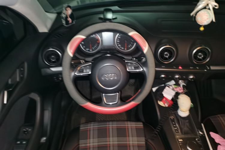 Used Audi A3 2016 Sportback 35 TFSI Ambition Steering Wheel