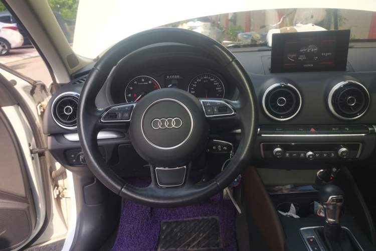 Used Audi A3 2016 Sportback 35 TFSI Style Edition Steering Wheel