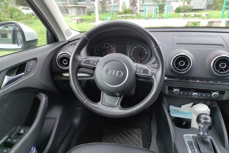 Used Audi A3 2016 Sportback 35 TFSI Ambition Steering Wheel
