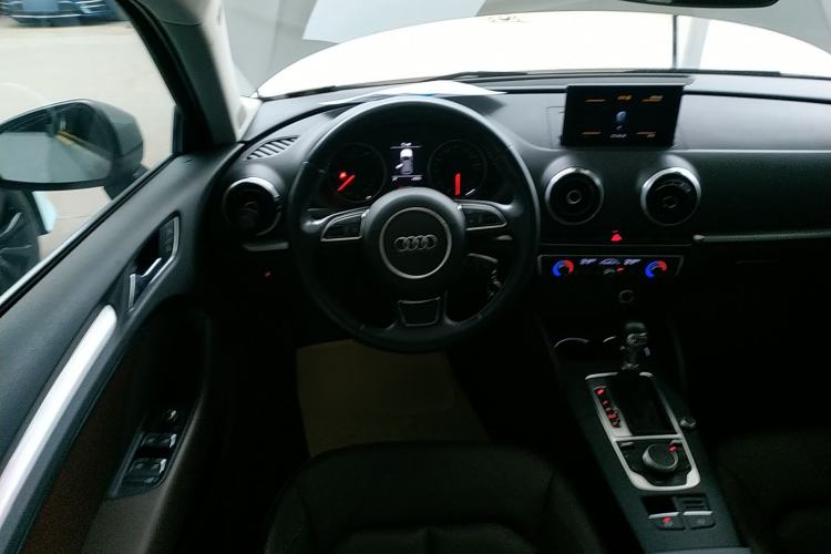 Used Audi A3 2016 Sportback 35 TFSI Style Edition Steering Wheel