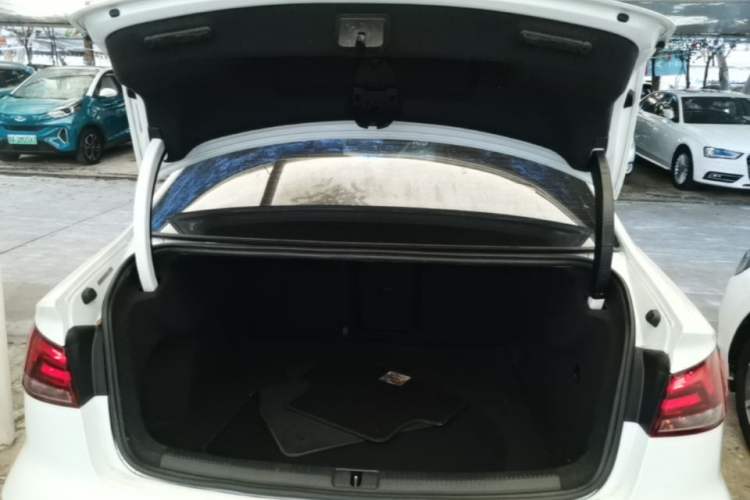 Used Audi A3 2016 Limousine 35 TFSI Ambition Edition Trunk