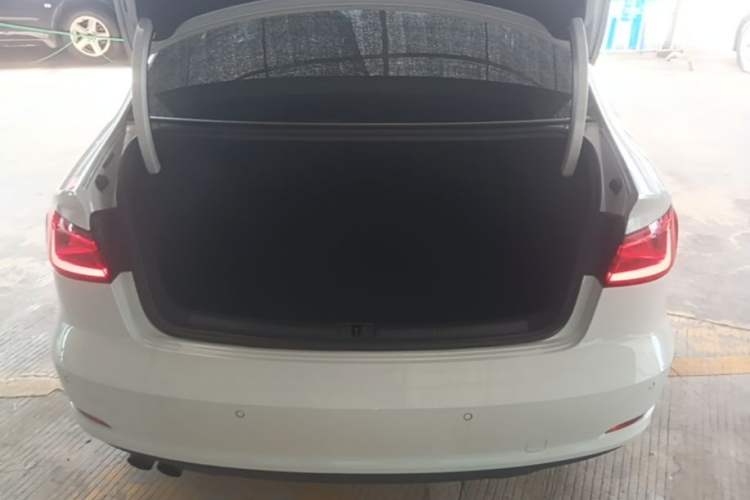 Used Audi A3 2016 Limousine 35 TFSI Prestige Edition Trunk