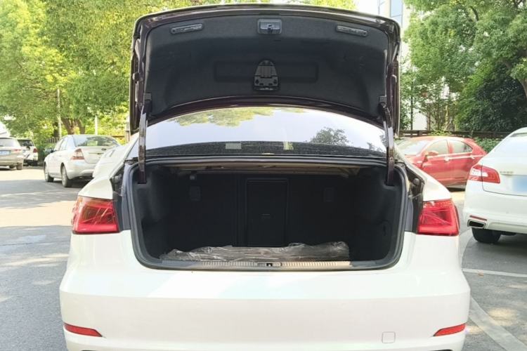 Used Audi A3 2016 Limousine 35 TFSI Style Edition Trunk