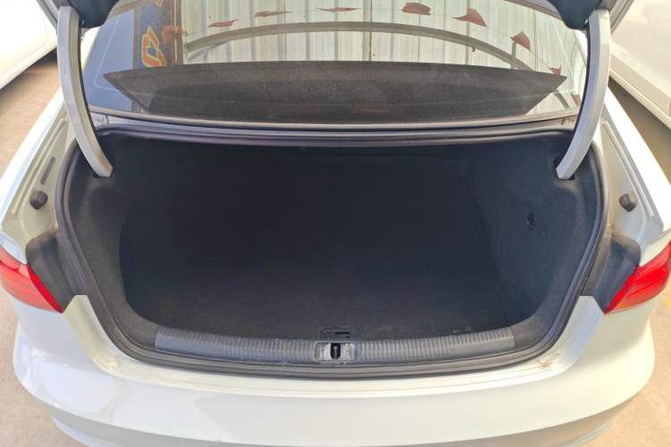 Used Audi A3 2016 Limousine 35 TFSI Prestige Edition Trunk