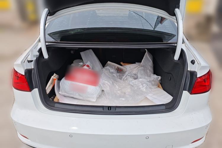 Used Audi A3 2016 Limousine 35 TFSI Style Edition Trunk