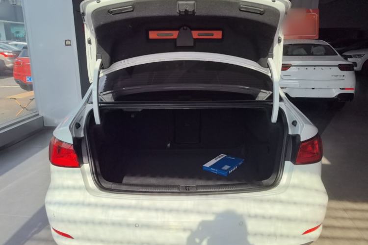 Used Audi A3 2016 Limousine 35 TFSI Style Edition Trunk