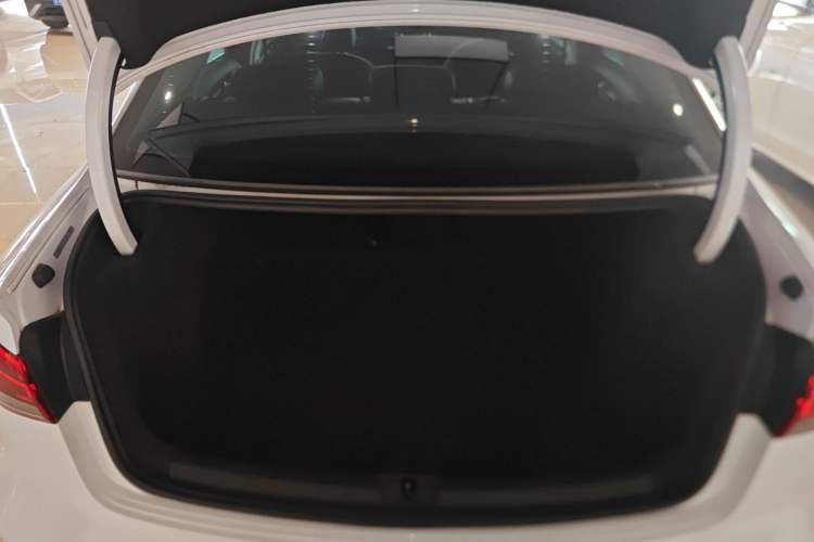 Used Audi A3 2016 Limousine 35 TFSI Ambition Edition Trunk