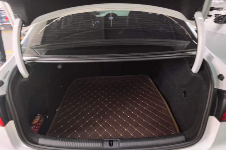 Used Audi A3 2016 Limousine 35 TFSI Style Edition Trunk