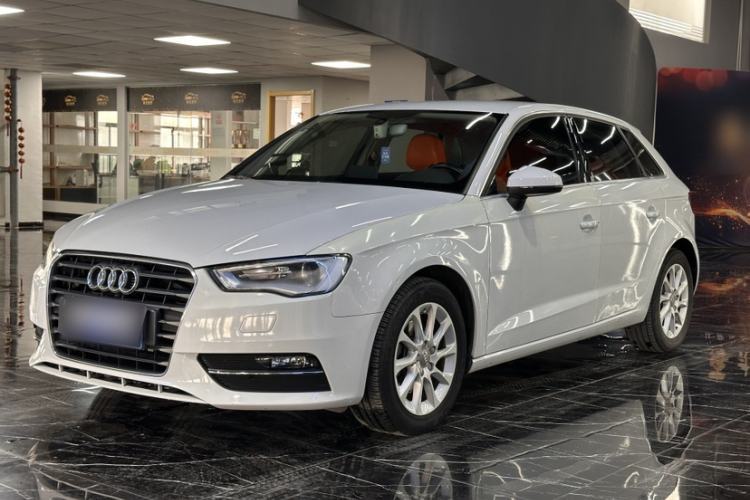 Used Audi A3 2016 Sportback 35 TFSI Ambition Edition Guazi used car, China used car export, Used car for sale, Used cars, Cheapest cars for sale