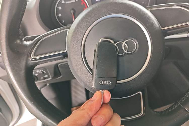 Used Audi A3 2016 Sportback 35 TFSI Ambition Edition Vehicle Key