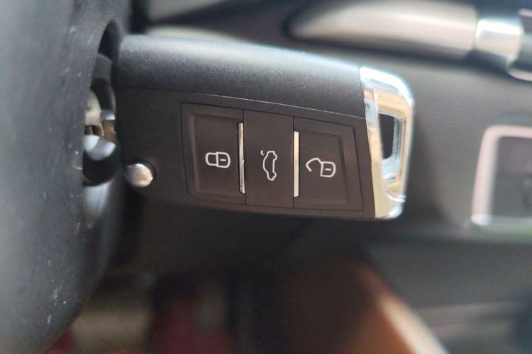 Used Audi A3 2016 Limousine 35 TFSI Style Edition Vehicle Key