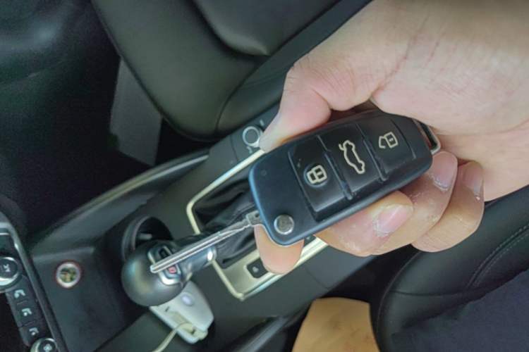 Used Audi A3 2016 Limousine 35 TFSI Style Edition Vehicle Key