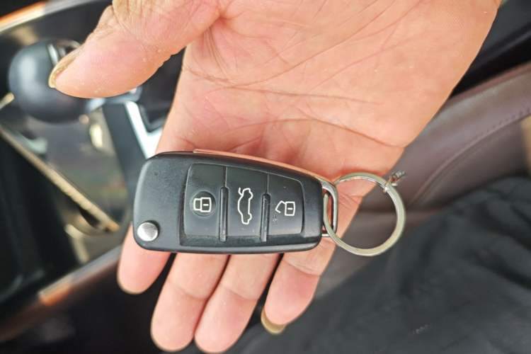 Used Audi A3 2016 Limousine 35 TFSI Style Edition Vehicle Key