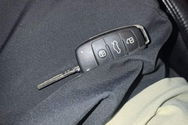 Used Audi A3 2016 Limousine 35 TFSI Ambition Edition Vehicle Key