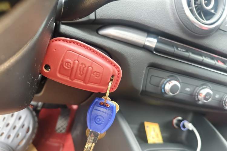Used Audi A3 2016 Sportback 35 TFSI Ambition Vehicle Key