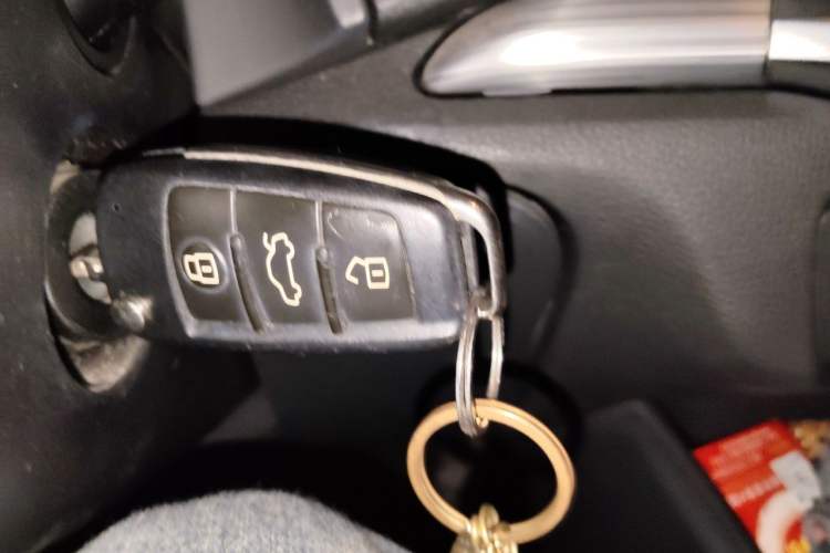 Used Audi A3 2016 Limousine 35 TFSI Prestige Edition Vehicle Key
