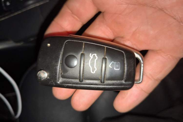 Used Audi A3 2016 Limousine 35 TFSI Style Edition Vehicle Key