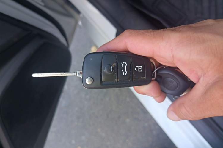 Used Audi A3 2016 Limousine 35 TFSI Ambition Edition Vehicle Key