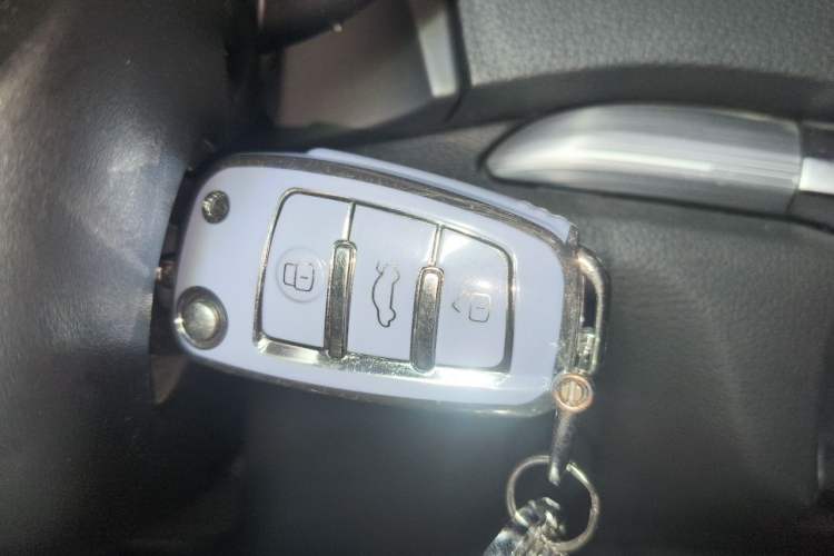 Used Audi A3 2016 Limousine 35 TFSI Style Edition Vehicle Key