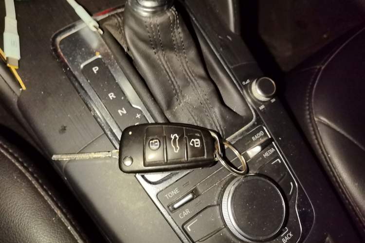 Used Audi A3 2016 Limousine 35 TFSI Ambition Edition Vehicle Key