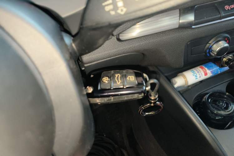 Used Audi A3 2016 Limousine 35 TFSI Prestige Edition Vehicle Key