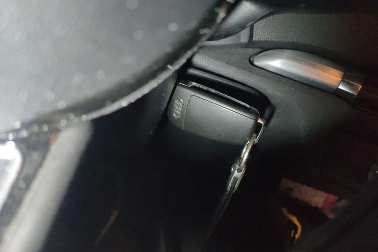 Used Audi A3 2016 Limousine 35 TFSI Prestige Edition Vehicle Key