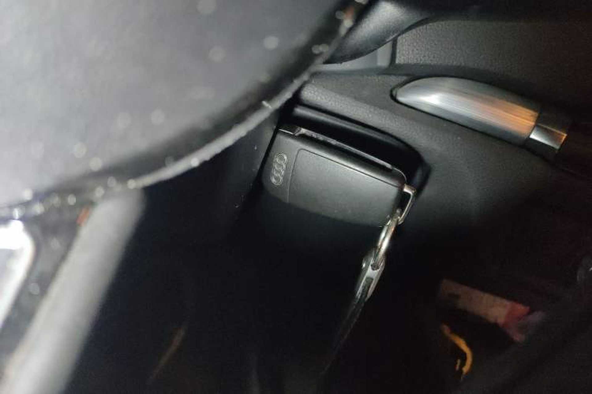 Used Audi A3 2016 Limousine 35 TFSI Prestige Edition Vehicle Key