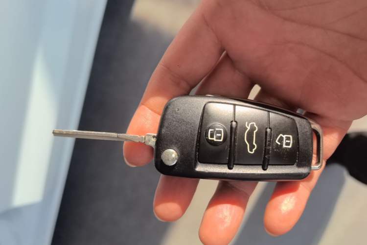 Used Audi A3 2016 Limousine 35 TFSI Style Edition Vehicle Key