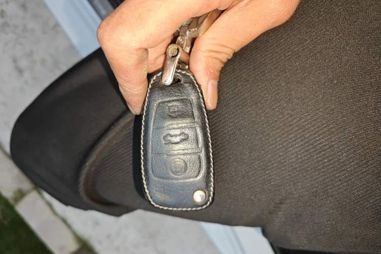 Used Audi A3 2016 Limousine 40 TFSI Style Edition Vehicle Key