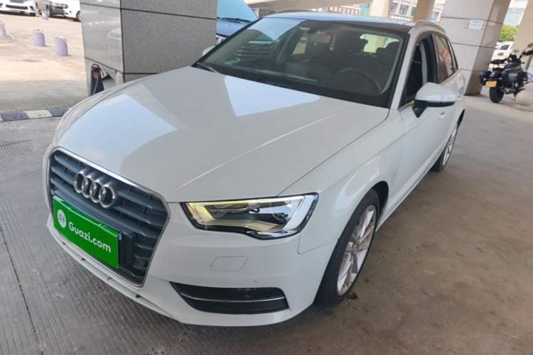 Used Audi A3 2016 Sportback 35 TFSI Style Edition Guazi used car, China used car export, Used car for sale, Used Audi cars, Cheapest cars for sale