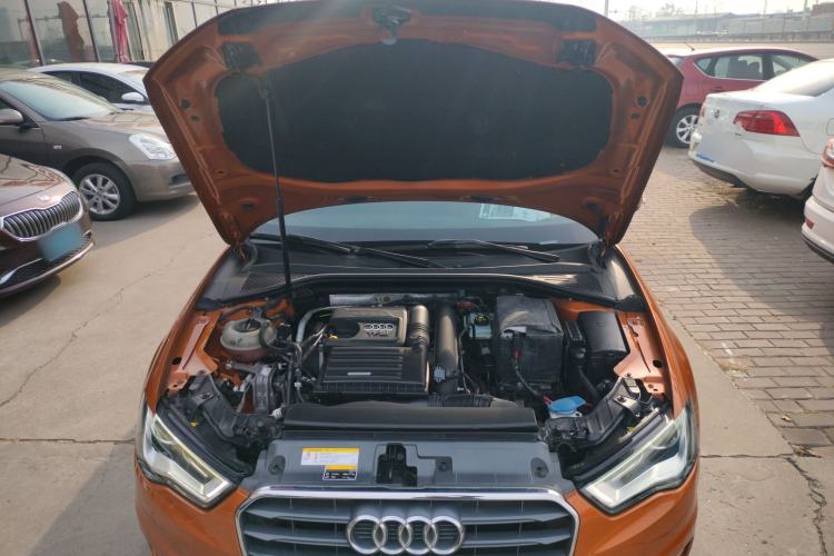 Used Audi A3 2016 Limousine 35 TFSI Style Edition Engine Bay