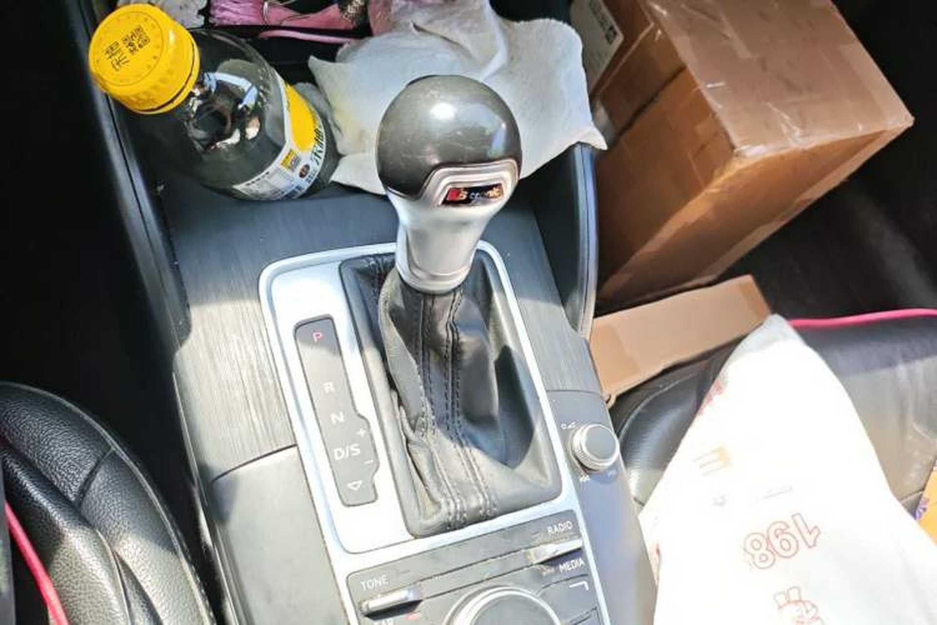 Used Audi A3 2016 Limousine 35 TFSI Style Edition Gear Lever